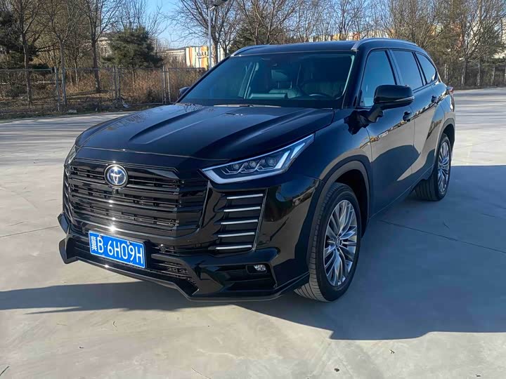 2022 Model 2.5L AWDPremium Edition 7