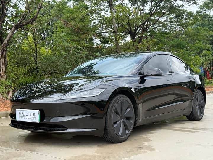Model 3 2023 Model Edition