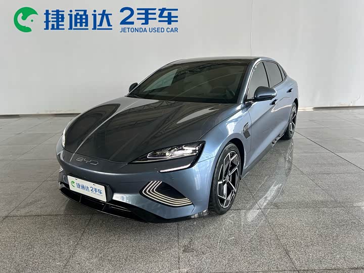 Model 700km Long Range Edition