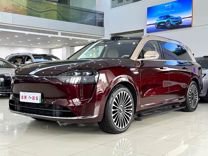 Wenjie M9 2025 extended range Ultra version 52kWh 6-seater version (192-line lidar)