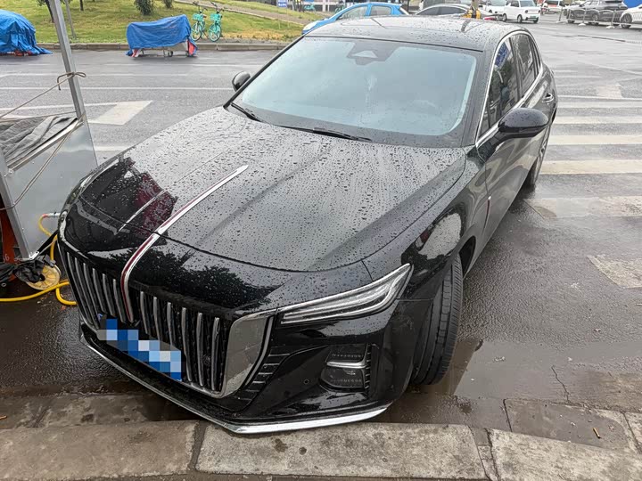 Hongqi H5 2025 Model 2.0T Automatic Qichang Edition