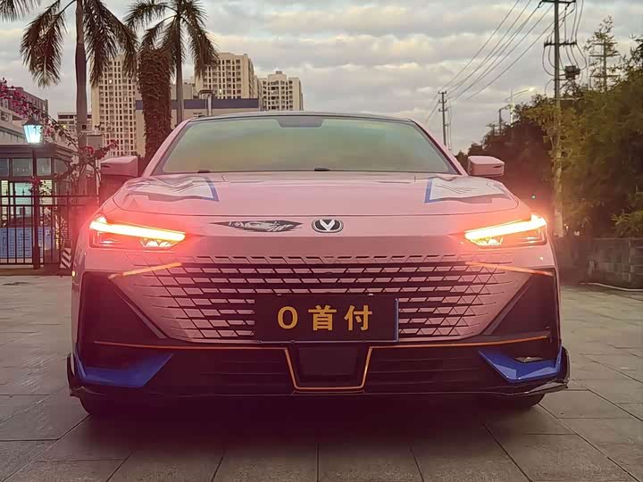 Changan UNI-V 2022 1.5T sports version