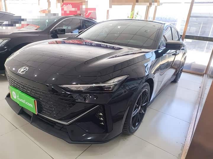 Changan UNI-V 2022 1.5T ZunGui Edition