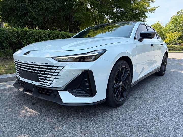 Changan UNI-V 2023 1.5T Sport Edition