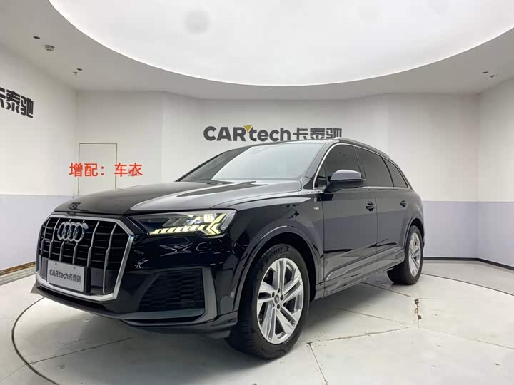Audi Q7 2023 55 TFSI quattro S line sports
