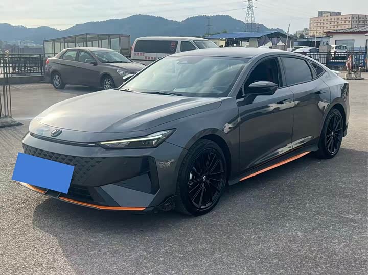 Changan UNI-V 2024 1.5T noble sports model