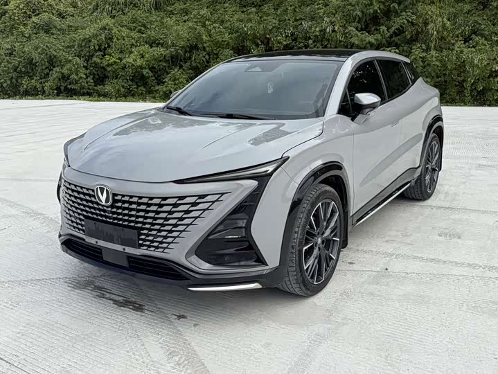 UNI-T 2023 Model 1.5T Premium Version