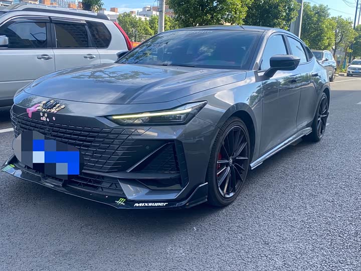 Changan UNI-V 2022 1.5T Sport