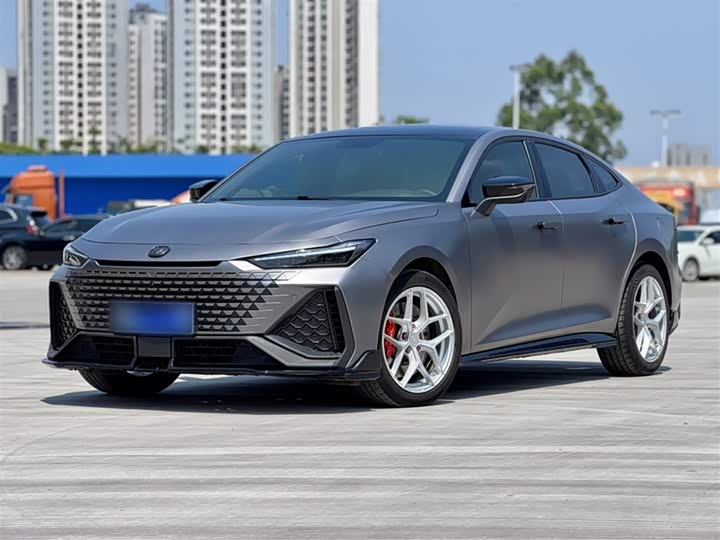 UNI-V 2022 Model 2.0T Edition