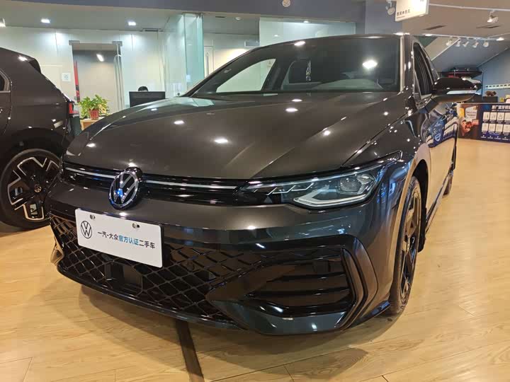 Model 300TSI R-Line