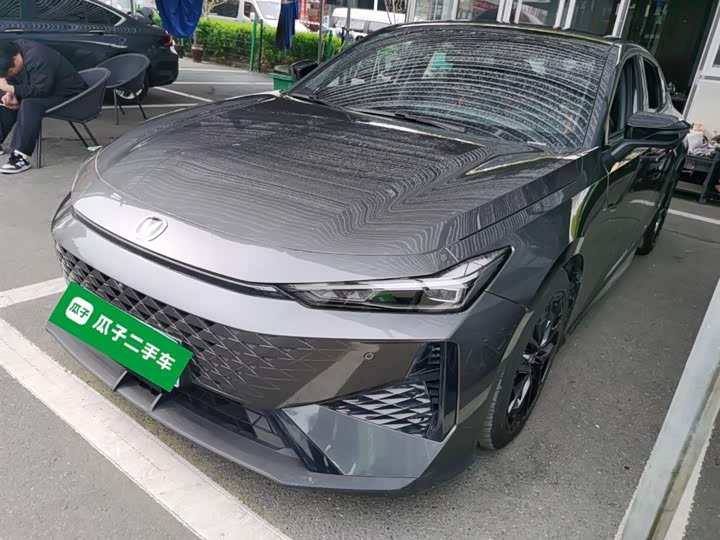 Changan UNI-V 2024 1.5T premium model