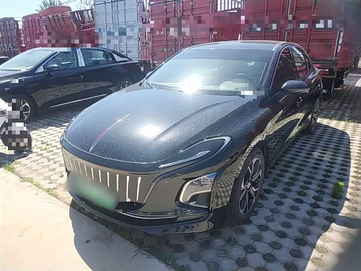 Hongqi E-QM5 2023 Facelift Basic Travel Edition