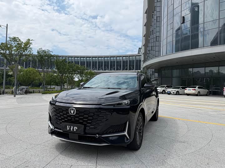 UNI-K 2021 Model 2.0T Luxury Version