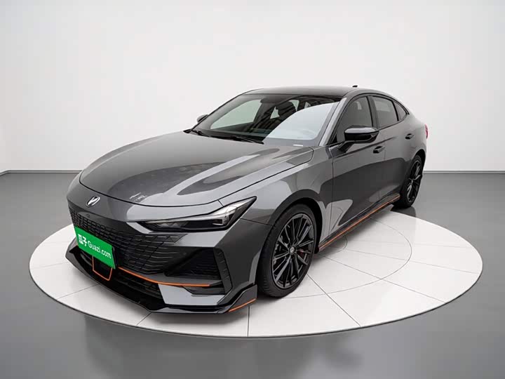 Changan UNI-V 2022 1.5T sports version