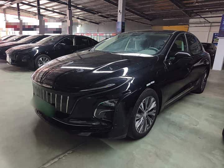 Hongqi E-QM5 2022 431km Charging Enjoyment Edition