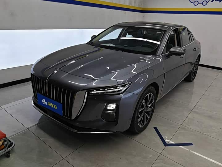 Hongqi H5 PHEV 2025 170 super hybrid version