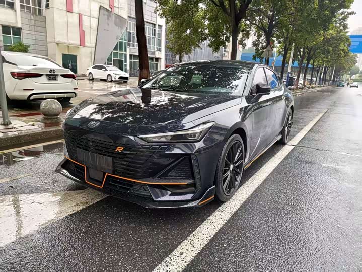 Changan UNI-V 2022 1.5T Sport