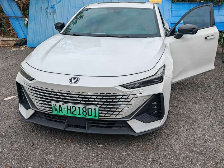 Changan UNI-V Smart iDD 2023 Smart iDD 1.5T 113km smart cool model