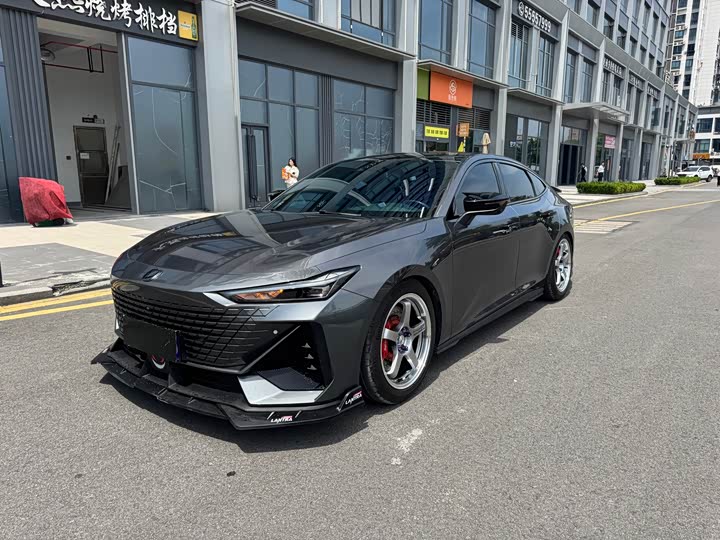Changan UNI-V 2023 1.5T Prestige Edition