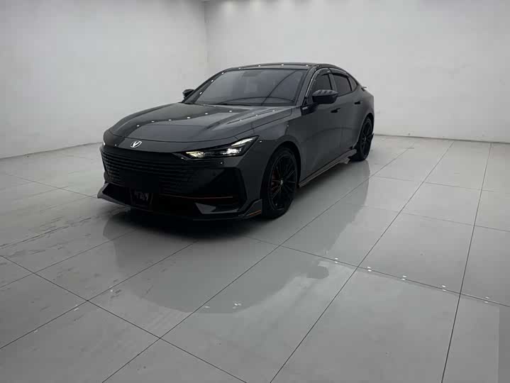 Changan UNI-V 2022 1.5T Sport