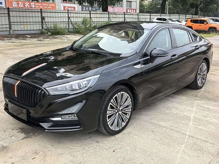 Hongqi H5 2022 Classic 1.8T Automatic Smart Connected Flag Collar Edition
