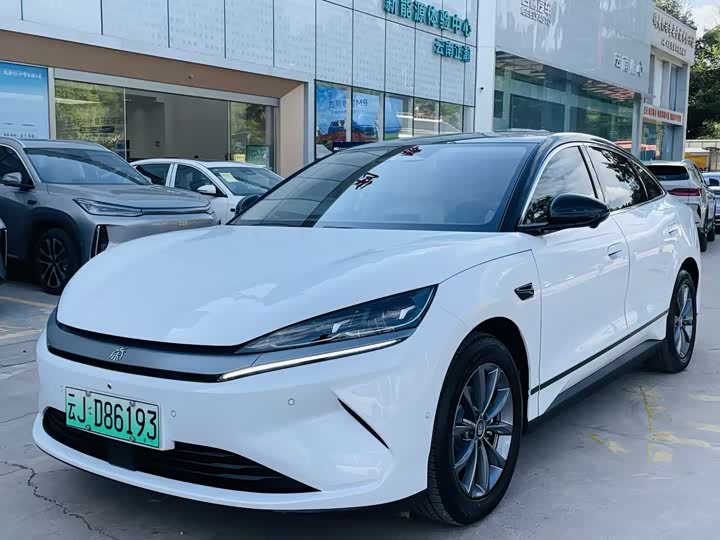 Qin L 2025 EV 545KM transcendent model