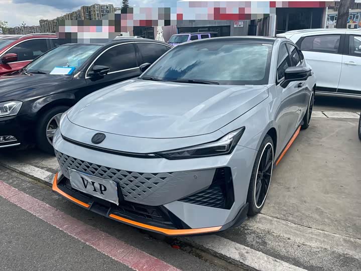 Changan UNI-V 2024 1.5T noble sports model