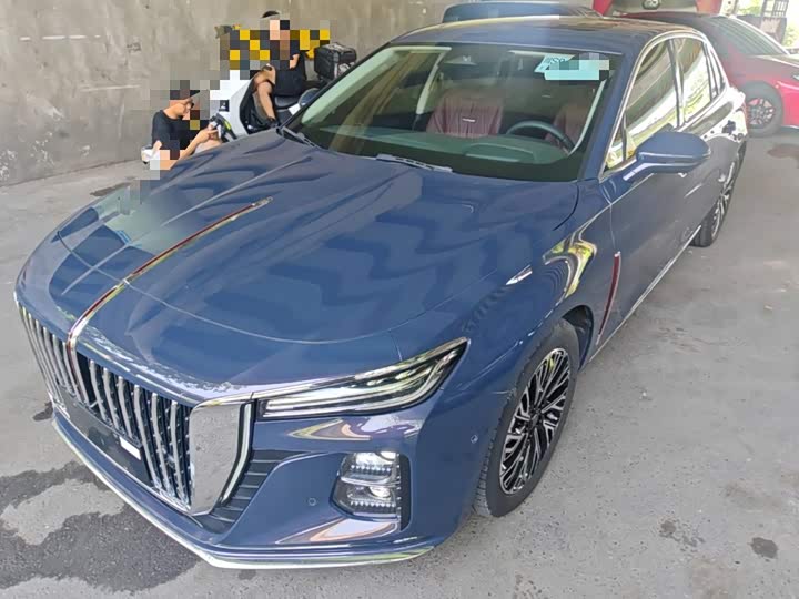 Hongqi H5 2023 2.0T automatic smart connected flag version