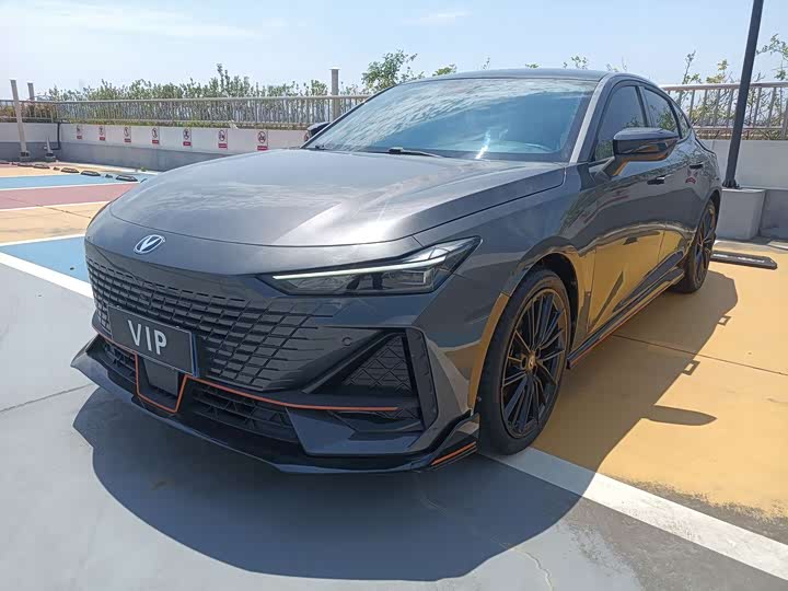 Changan UNI-V 2022 1.5T Sport