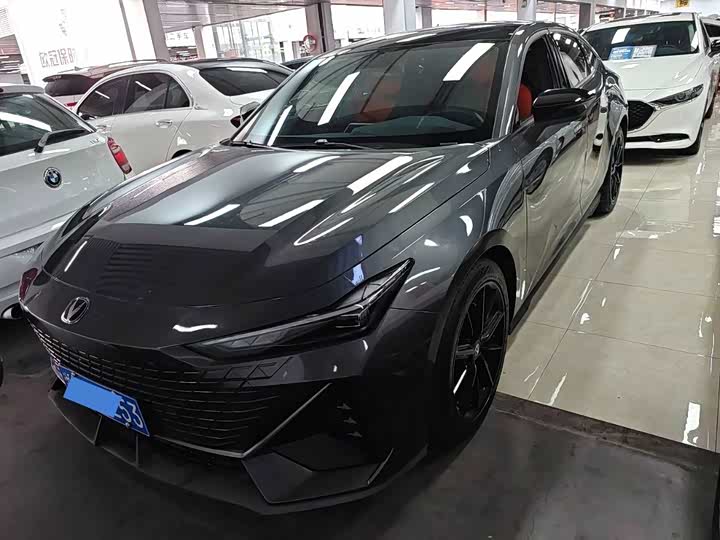 Changan UNI-V 2022 1.5T ZunGui Edition