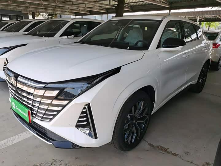 Changan UNI-Z New Energy 2025 Smart New Blue Whale 125km Battleship