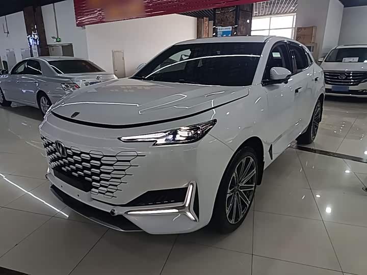 Changan UNI-K 2021 2.0T AWD Premium