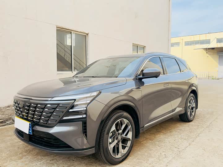 Changan CS75 PLUS 2025 Fourth Generation 1.5T New Blue Core Smart Luxury Edition
