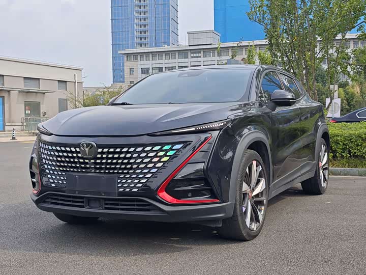 UNI-T 2020 Model 1.5T Luxury Version