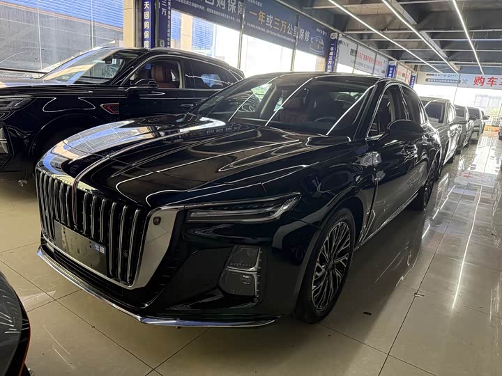 Hongqi H5 2024 Model 2.0T Automatic Smart Linked Qixiang Edition