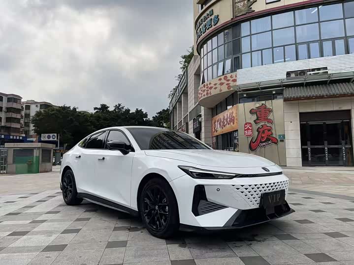 Changan UNI-V 2025 1.5T 500Bar Premium Type