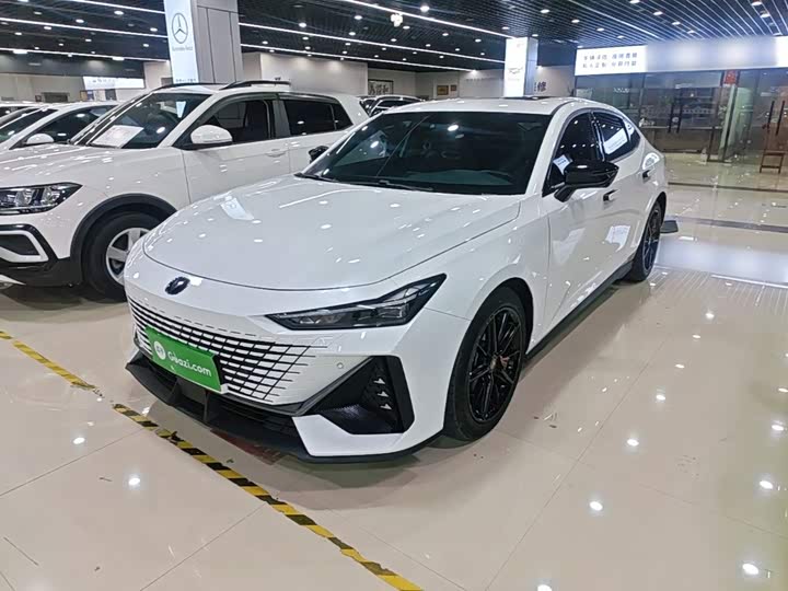UNI-V 2023 Model 1.5T Deluxe Version
