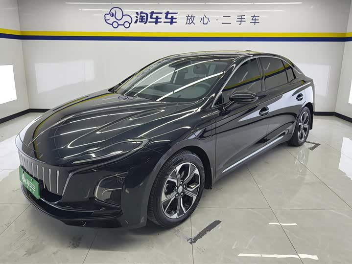 Hongqi E-QM5 2023 Facelift Basic Travel Edition