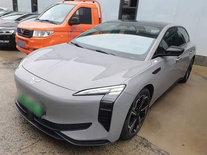 EH7 2024 Model 760 Pro AWD Edition