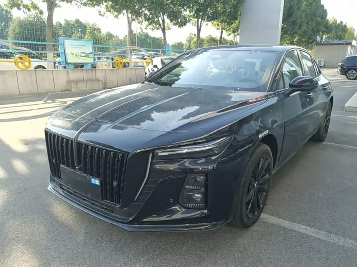 Hongqi H5 2025 2.0T Automatic Xuan Ying 2 Million Units Commemorative Edition