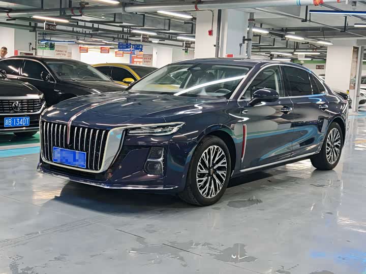 Hongqi H5 2023 2.0T automatic smart connected flag version
