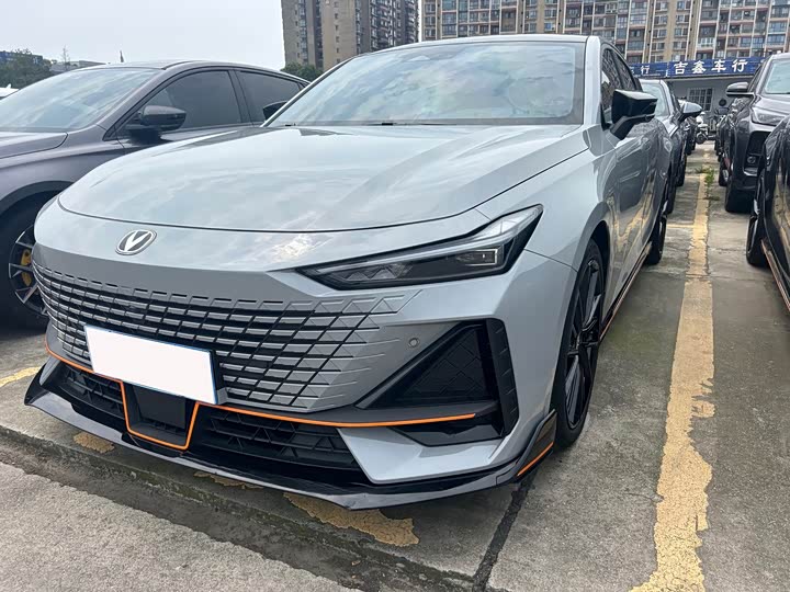 Changan UNI-V 2023 1.5T Sport Edition