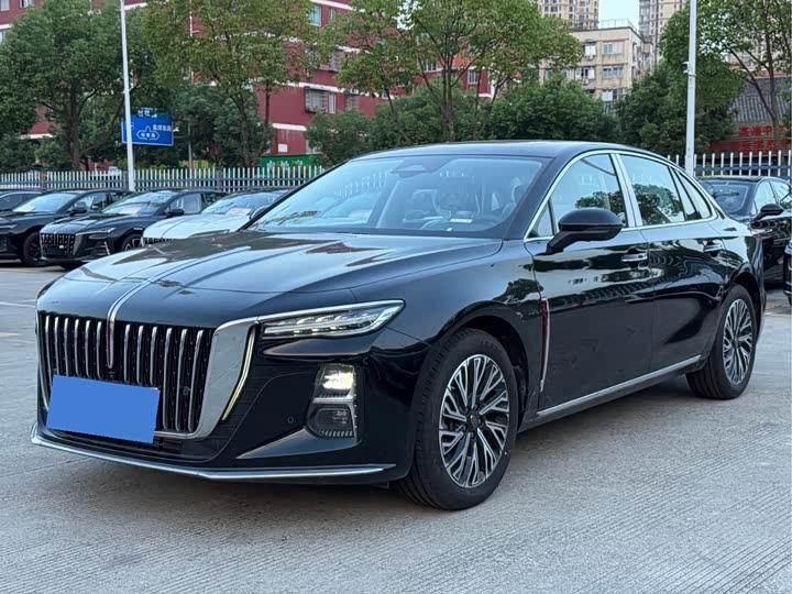 Hongqi H5 2025 Model 2.0T Automatic Qichang Edition