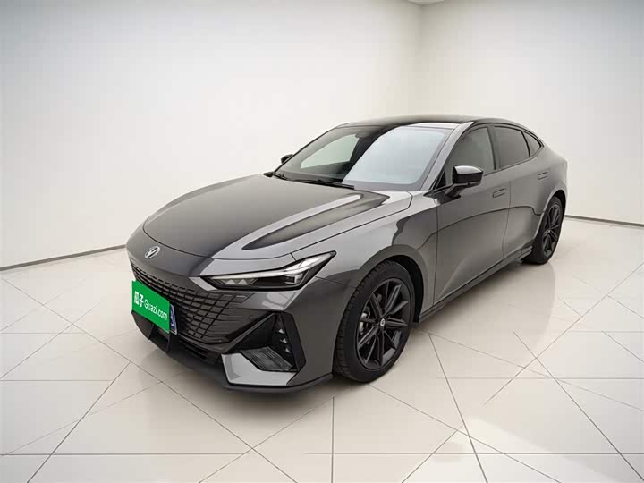 Changan UNI-V 2022 1.5T ZunGui Edition