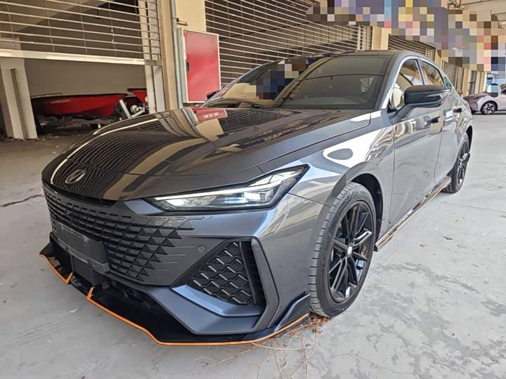 Changan UNI-V 2022 2.0T sharp version