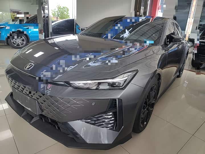 Changan UNI-V 2024 1.5T premium model
