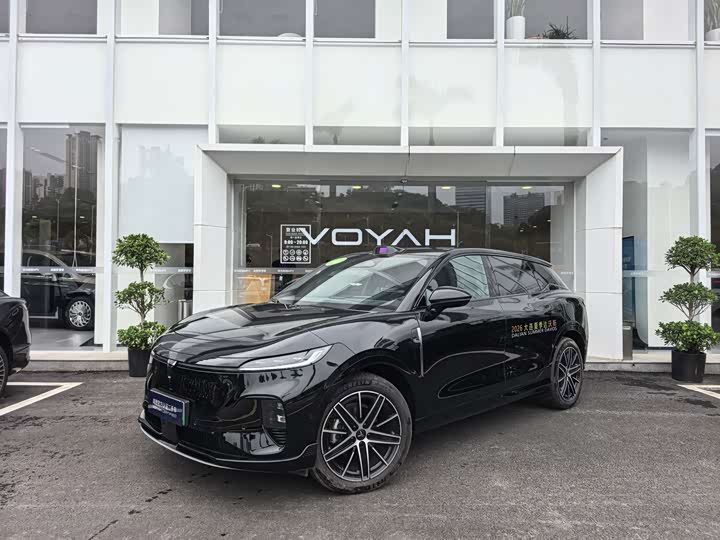 Lantu Zhiyin 2025 AWD Qiankun Edition
