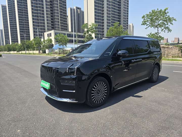Zeekr 009 2024 6-Seater Executive AWD 108kWh