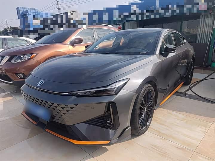 Changan UNI-V 2024 1.5T noble sports model