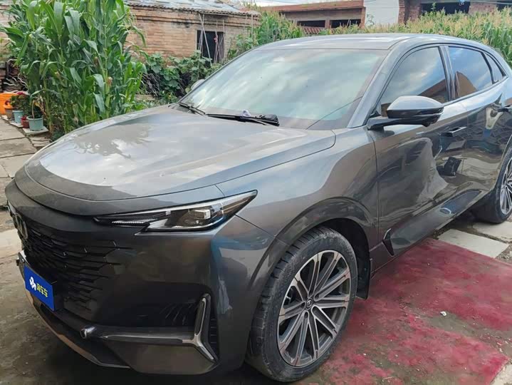 Changan UNI-K 2021 2.0T Distinguished Edition